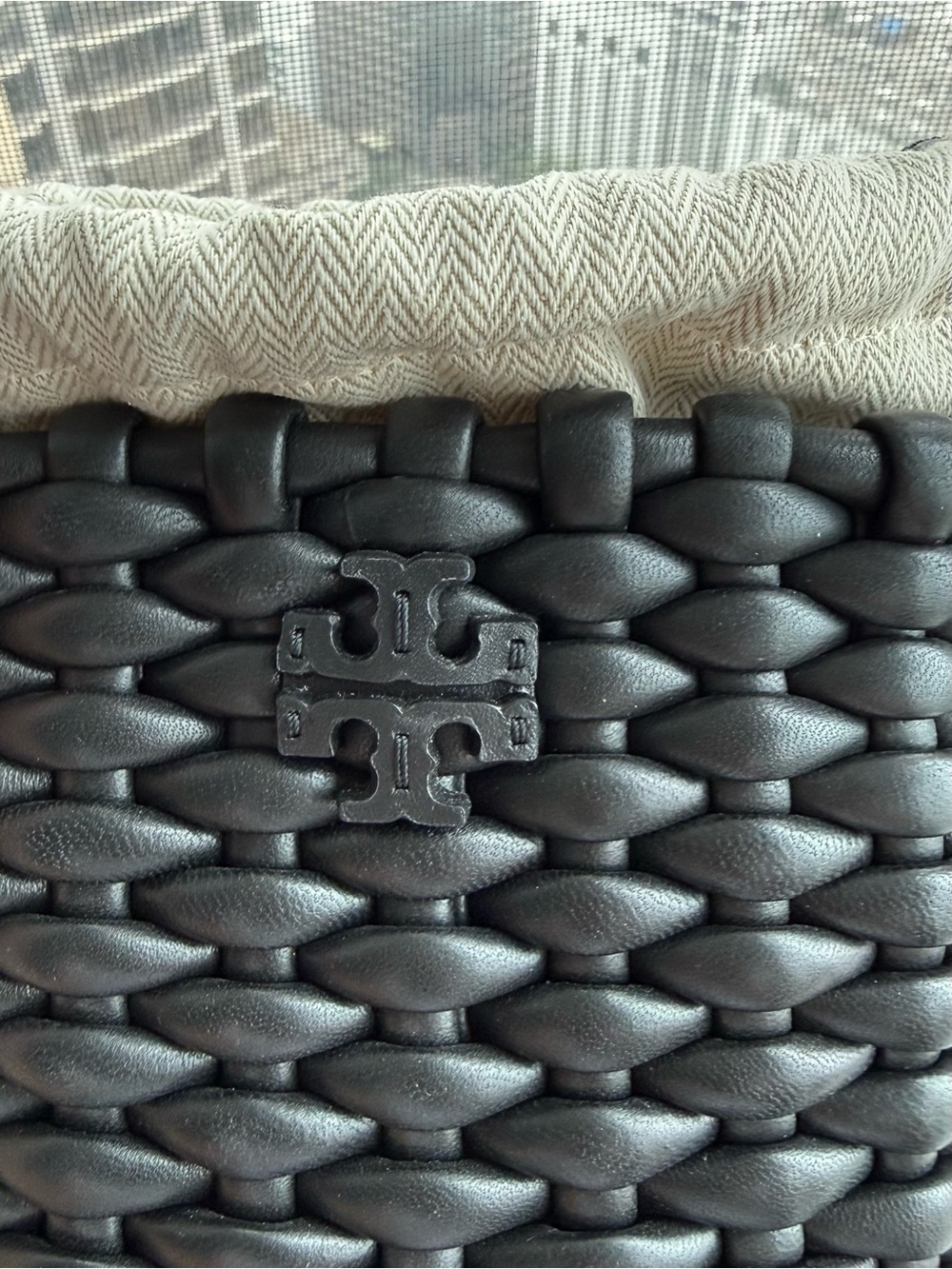 NWT Tory Burch Black Woven Leather Crossbody Bucket Bag w/Embroidered Strap - Picture 2 of 7